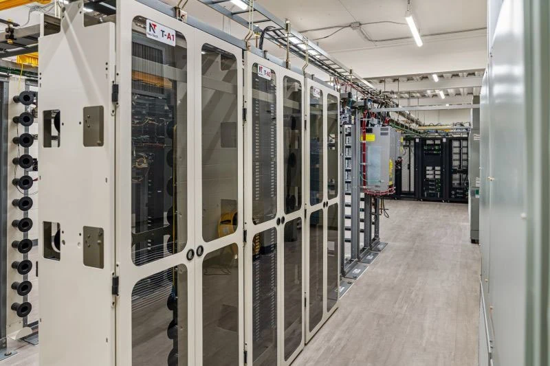 Salina-Remodel-Before-and-After (2) Data Center